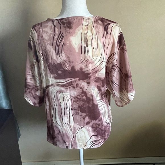 NWT Modern Style V-Neck Tie Front Blouse - Picture 3 of 8